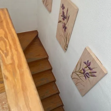 Semesterbostad Villa Mirea *