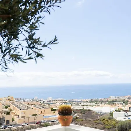 Semesterbostad Villa Mirea